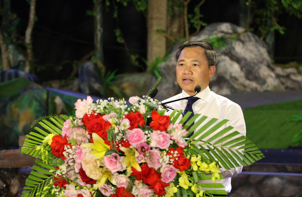 Ông Nguyễn Đình Việt, Chủ tịch UBND tỉnh Sơn La phát biểu tại chương trình.