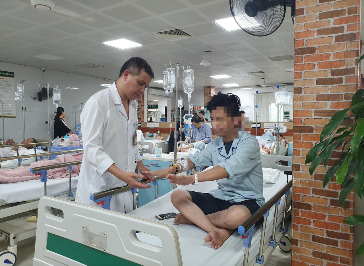 Thuốc lá 'ngốn' hàng nghìn tỷ đồng quỹ BHYT, 'cướp đi' hơn 100.000 sinh mạng ở Việt Nam mỗi năm