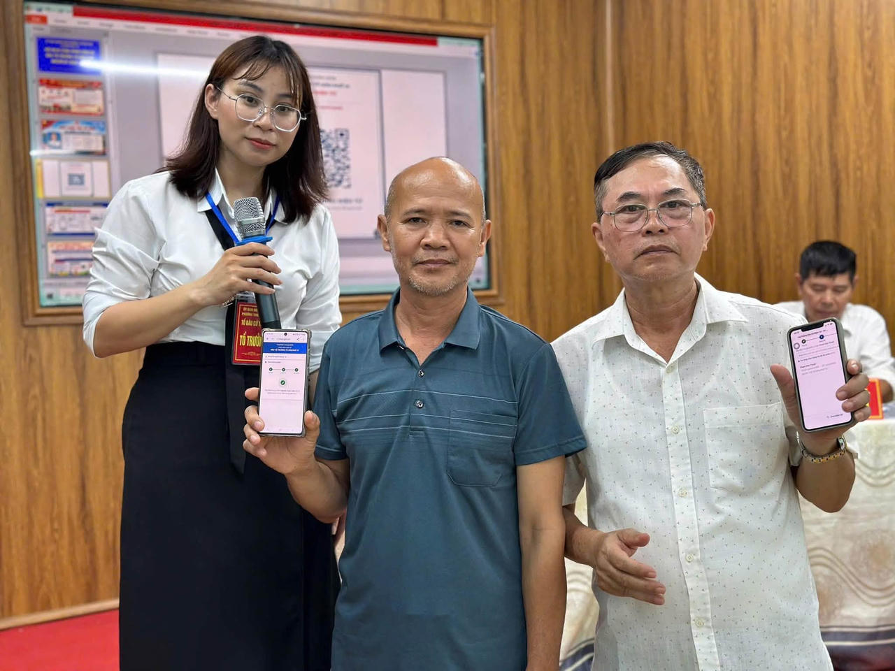Quét mã QR bầu Tổ trưởng tổ dân phố  