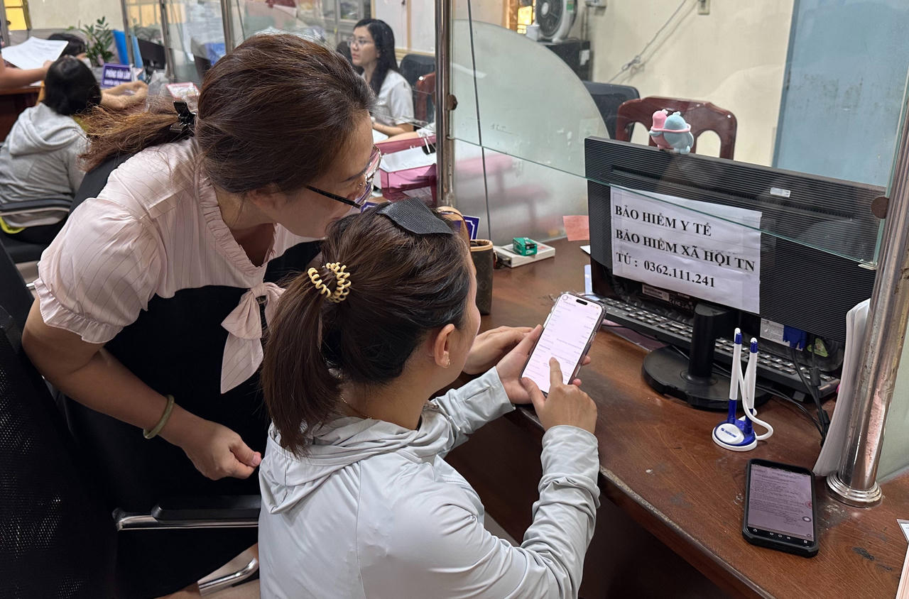 Ngành BHXH Đồng Nai đã giải quyết, chi trả trên 10.000 tỷ đồng, bảo đảm quyền lợi cho người dân, đồng thời tăng tốc chuyển đổi số. Ảnh Đức Lâm
