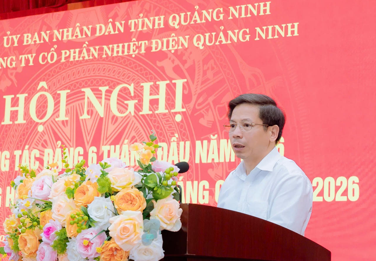 Ông Nguyễn Tuấn Anh - Bí thư Đảng ủy, Chủ tịch HĐQT Công ty tiếp thu ý kiến chỉ đạo và phát biểu kết luận tại Hội nghị. (Ảnh: Đơn vị cung cấp)