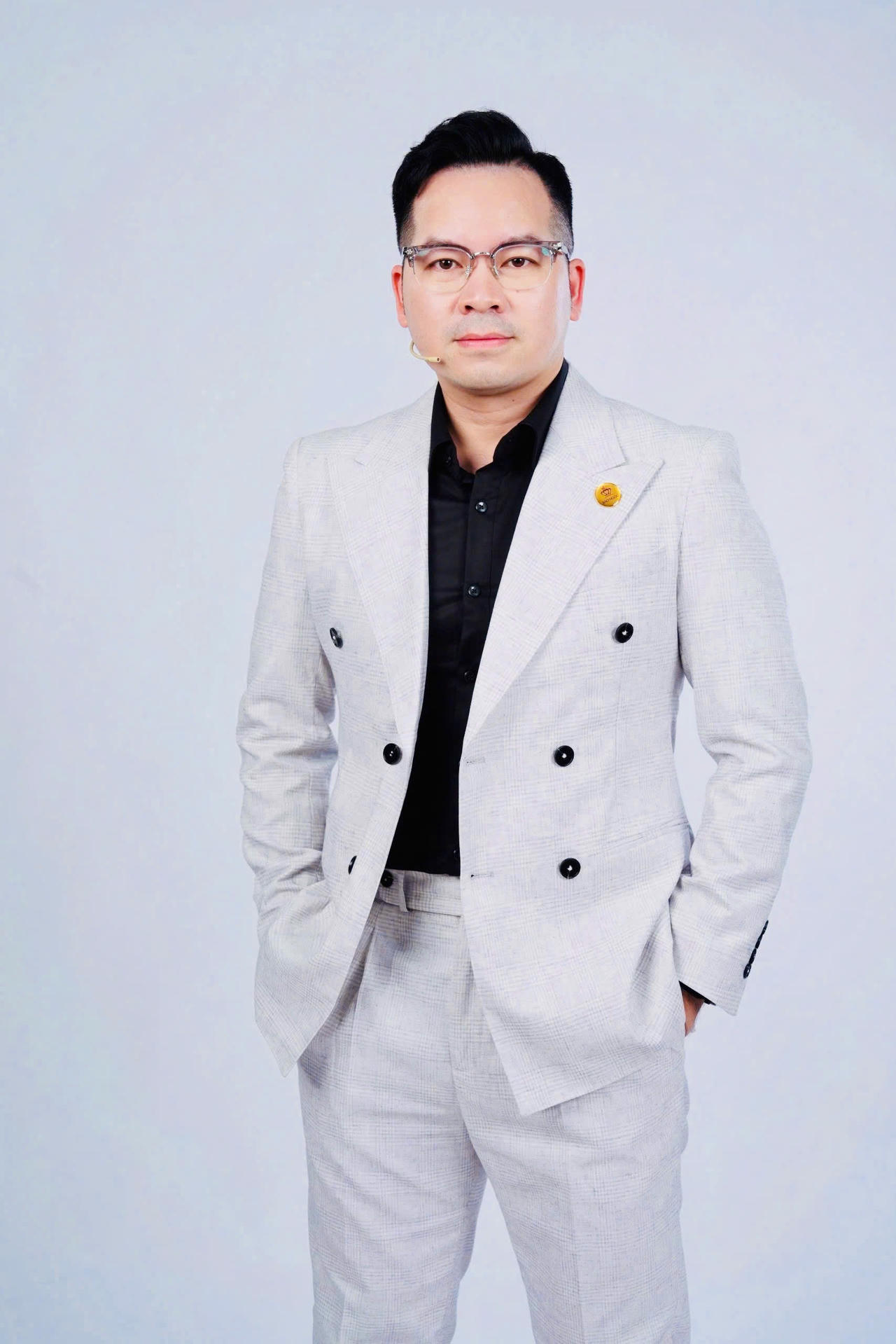 Ông Nguyễn Trung Hiếu - Phó Tổng Giám đốc VNSHOP. (Ảnh: NVCC)