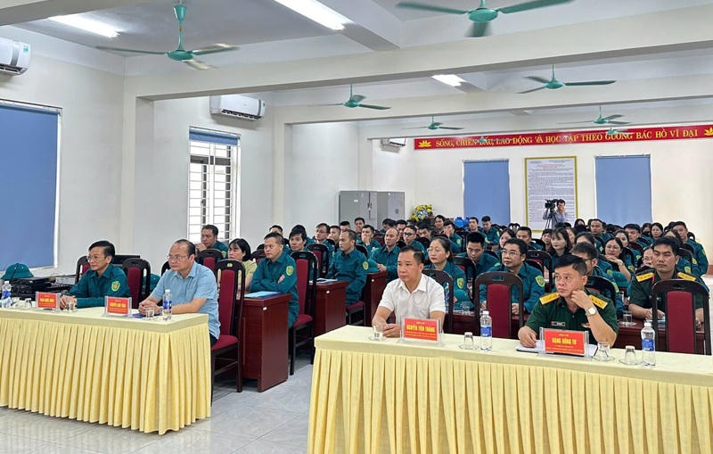 Quang cảnh hội nghị (Ảnh: TTYT Hạ Hòa)