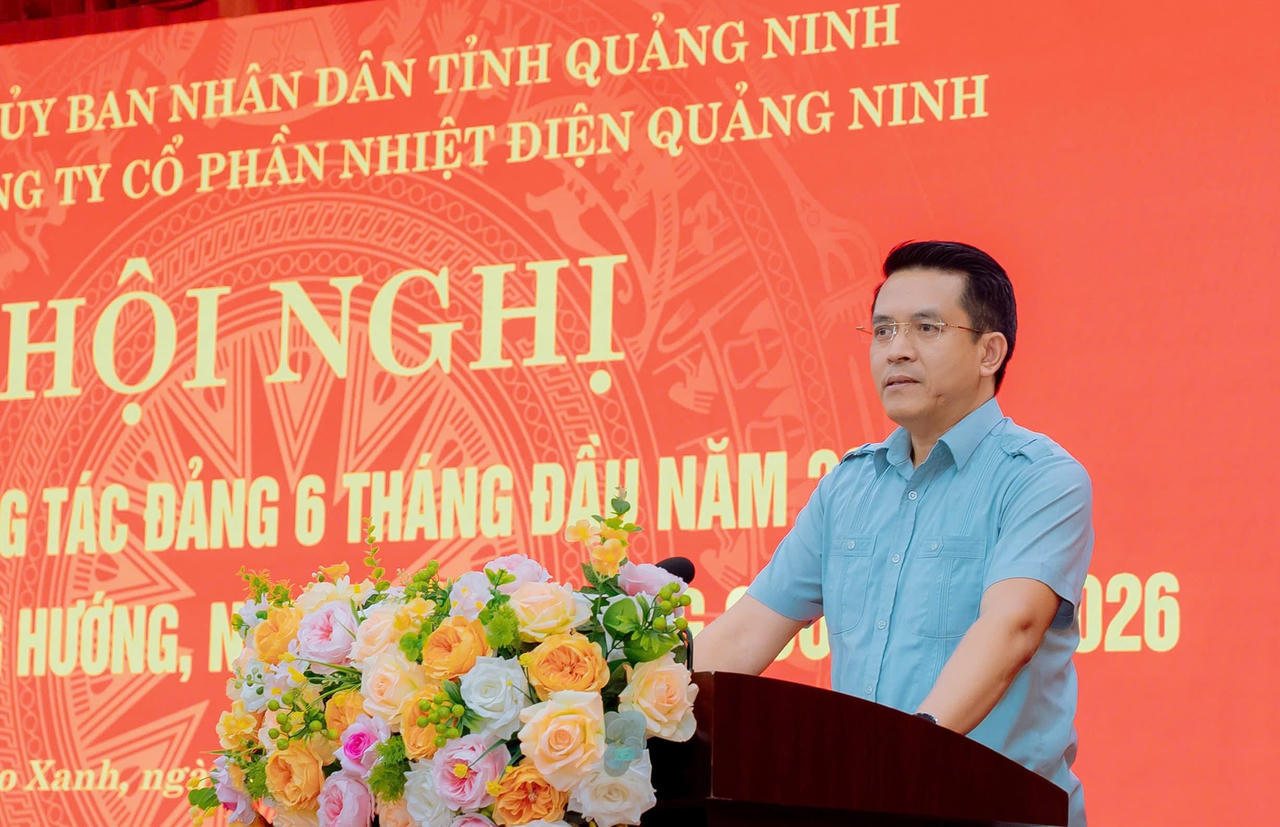 Ông Vũ Ngọc Tuấn - Phó Bí thư Đảng ủy UBND tỉnh Quảng Ninh phát biểu chỉ đạo tại Hội nghị. (Ảnh: Đơn vị cung cấp)