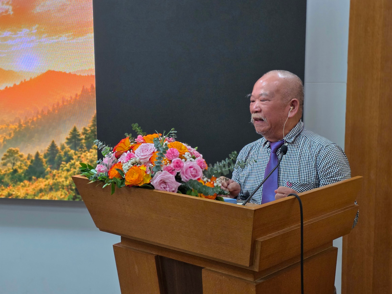 Ông Nguyễn Trọng Thìn, Đại diện chuỗi Phở Thìn 13 Lò Đúc chia sẻ tại buổi họp báo