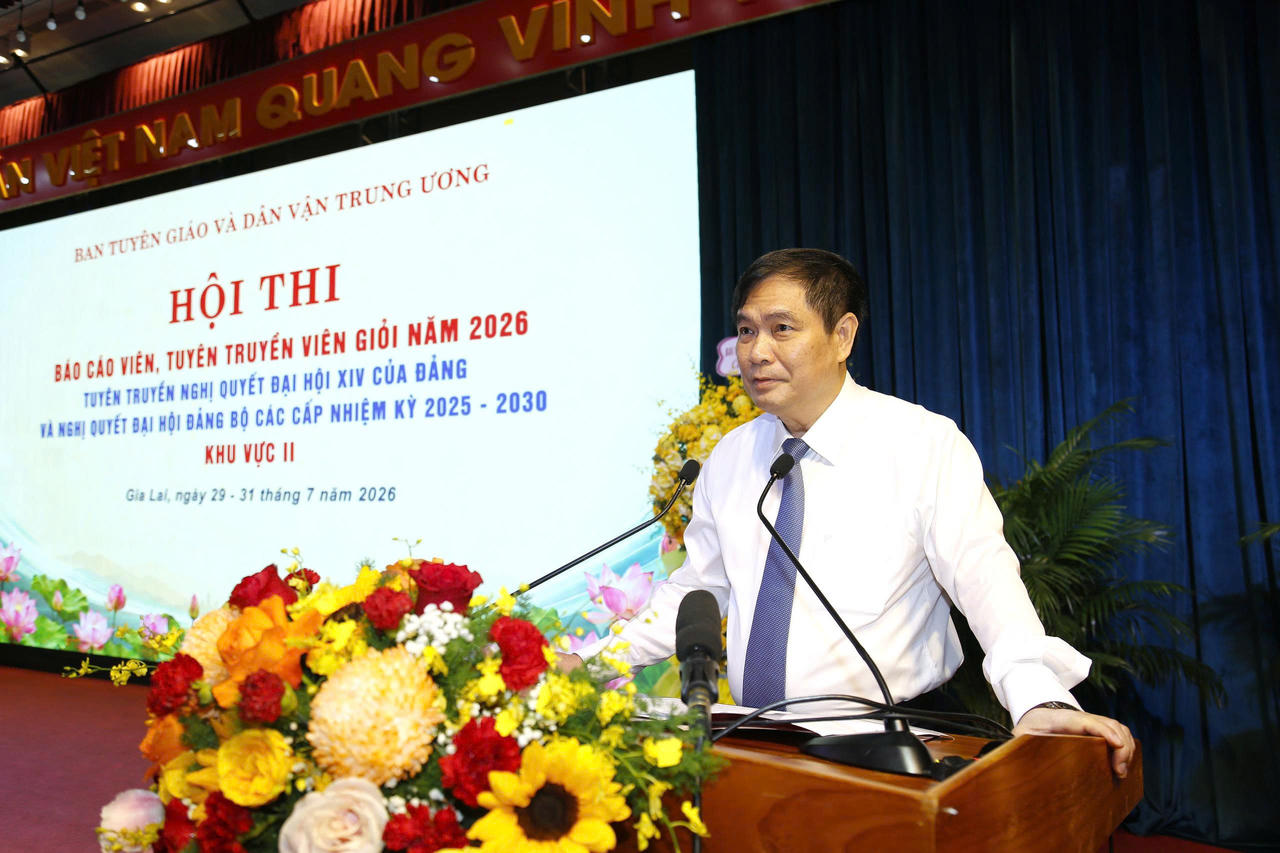 Ông Phan Xuân Thủy - Phó Trưởng ban Tuyên giáo và Dân vận Trung ương phát biểu khai mạc. (Ảnh: Man Đức Dũng)