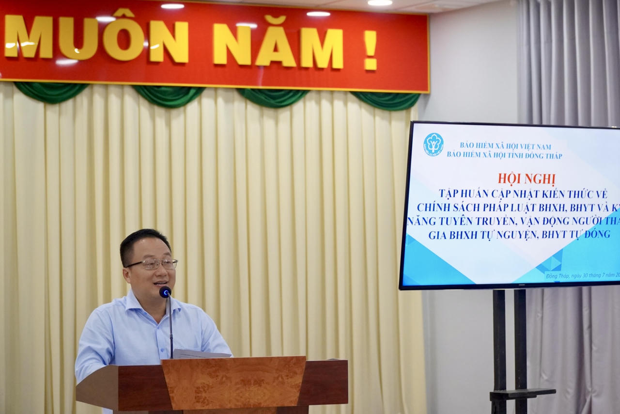BHXH Đồng Tháp tập huấn cho nhân viên thu, cập nhật điểm mới về BHXH tự nguyện và BHYT