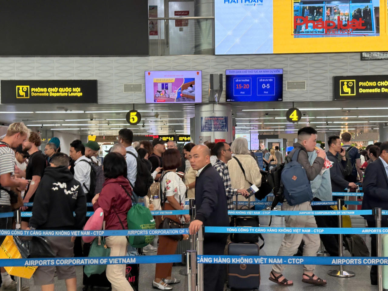 Hơn 76 triệu lượt khách qua các cảng hàng không trong 7 tháng đầu năm Hơn 76 triệu lượt khách qua các cảng hàng không trong 7 tháng đầu năm