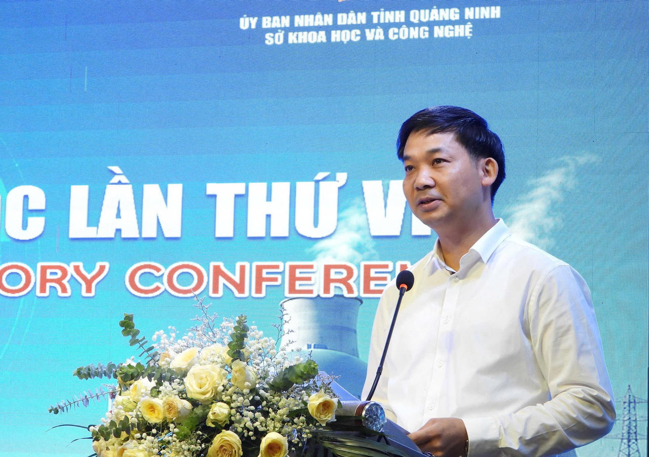 Ông Nguyễn Văn Công - Phó Chủ tịch UBND tỉnh Quảng Ninh, phát biểu tại hội nghị. (Ảnh: Công Hoan)