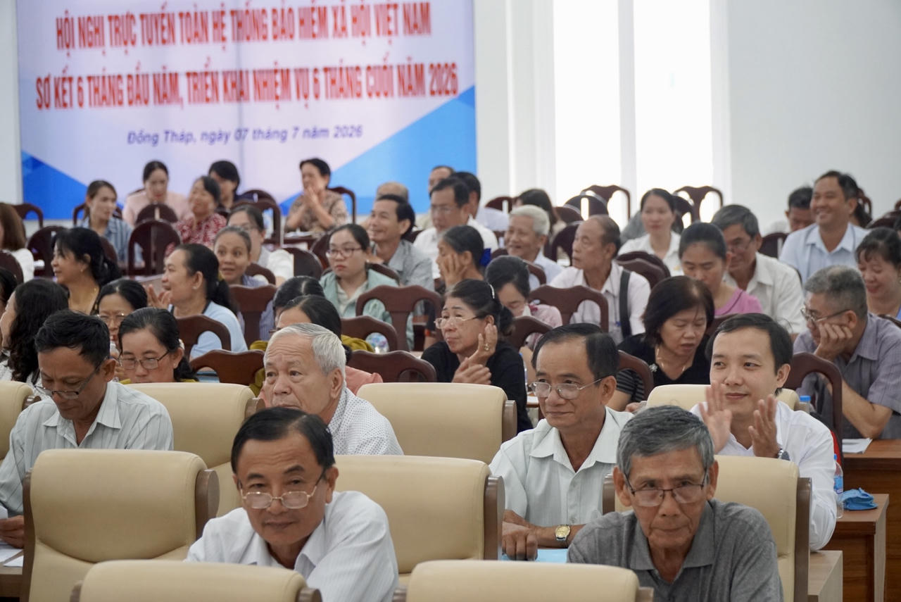 BHXH Đồng Tháp tập huấn cho nhân viên thu, cập nhật điểm mới về BHXH tự nguyện và BHYT