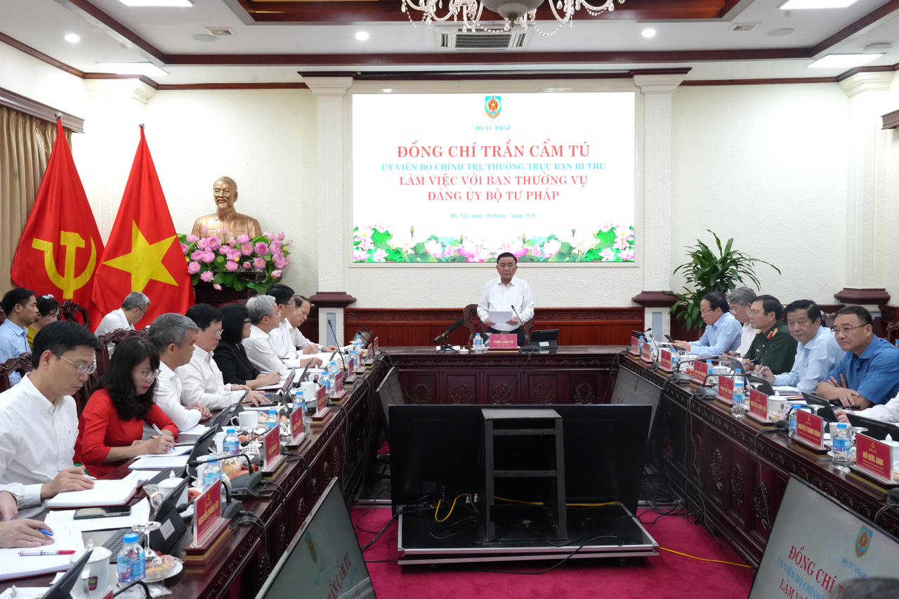 Cần tập trung nguồn lực, tham mưu và thực hiện tốt nhiệm vụ tổng rà soát văn bản quy phạm pháp luật