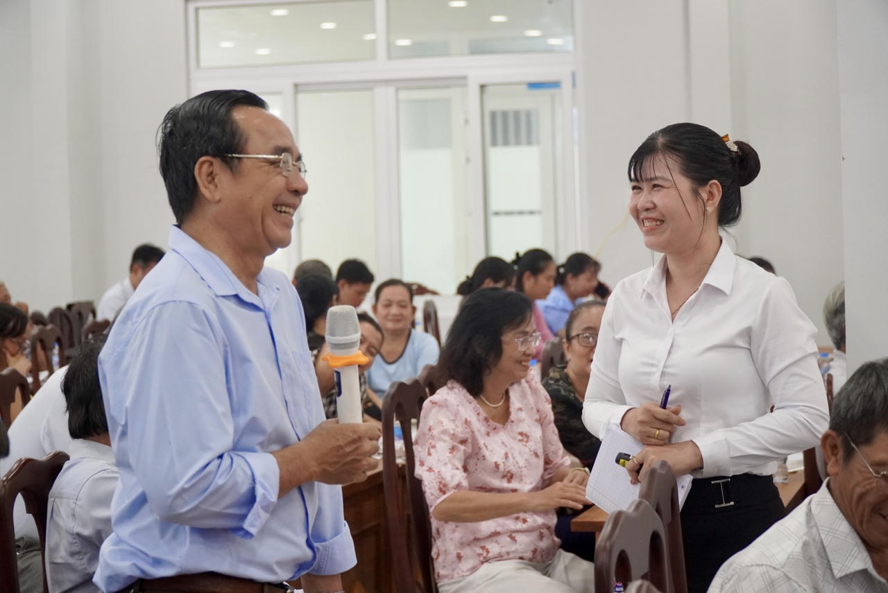 BHXH Đồng Tháp tập huấn cho nhân viên thu, cập nhật điểm mới về BHXH tự nguyện và BHYT