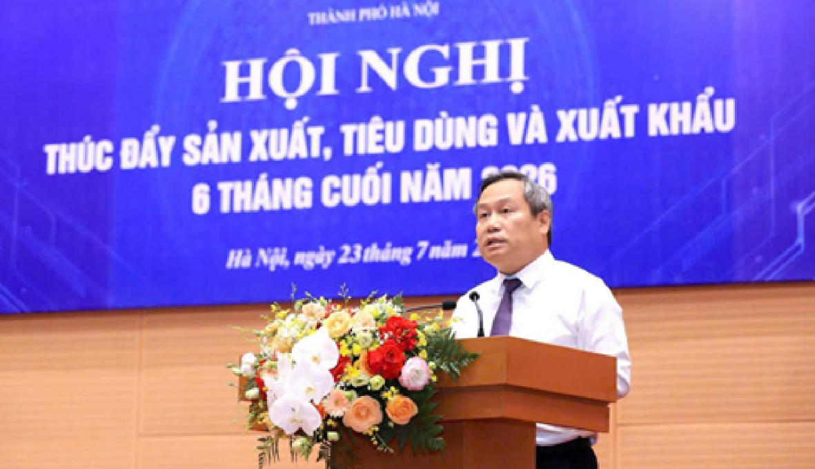 Chủ tịch UBND TP Hà Nội Vũ Đại Thắng phát biểu tại Hội nghị. (Ảnh: Viết Thành)