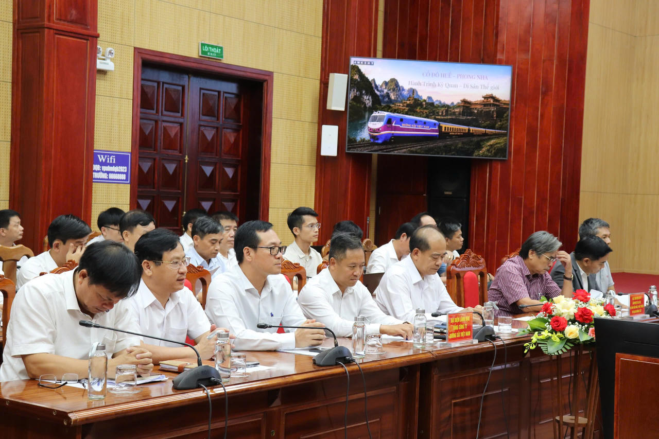 Quảng Trị cùng Huế phát triển đoàn tàu du lịch kết nối hai di sản thế giới