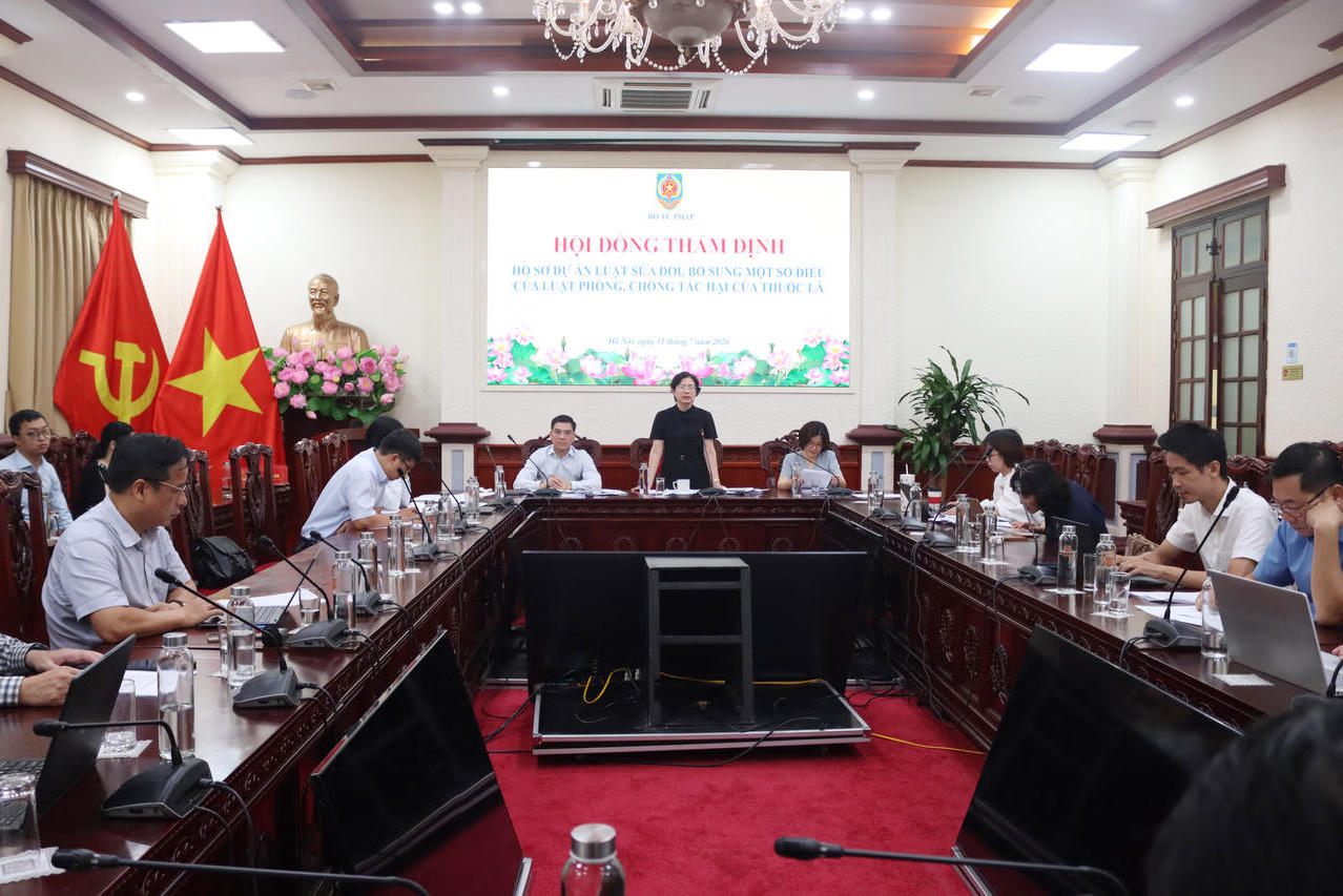 Đề xuất luật hoá quy định cấm thuốc lá điện tử, thuốc lá nung nóng