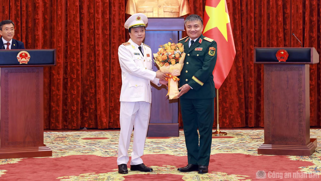 cand_br_k-ha2093.jpg