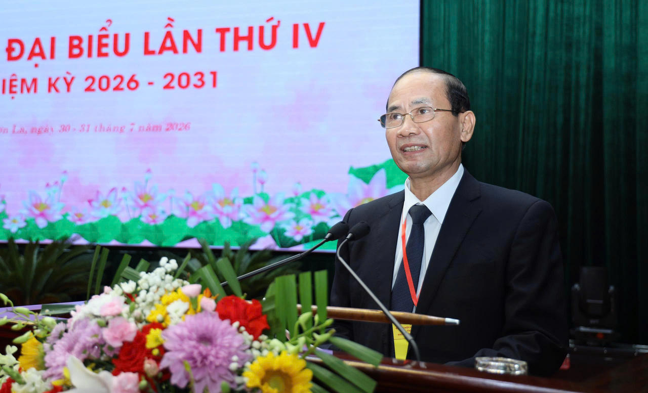 Ông Nguyễn Quốc Khánh - Chủ tịch Hiệp hội Doanh nghiệp tỉnh Sơn La phát biểu tại Đại hội. 