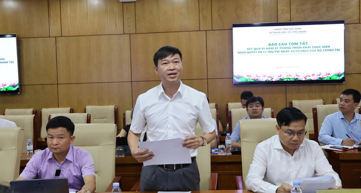 Đại diện lãnh đạo Sở Khoa học và Công nghệ phát biểu tại hội nghị. (Ảnh CTTĐT Bắc Ninh)