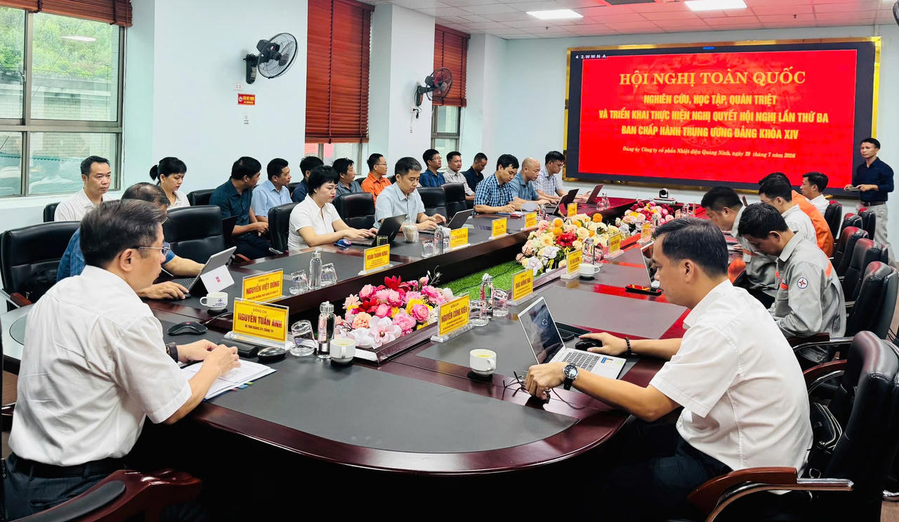 Đảng bộ Công ty cổ phần Nhiệt điện Quảng Ninh học tập nghị quyết Trung ương XIV