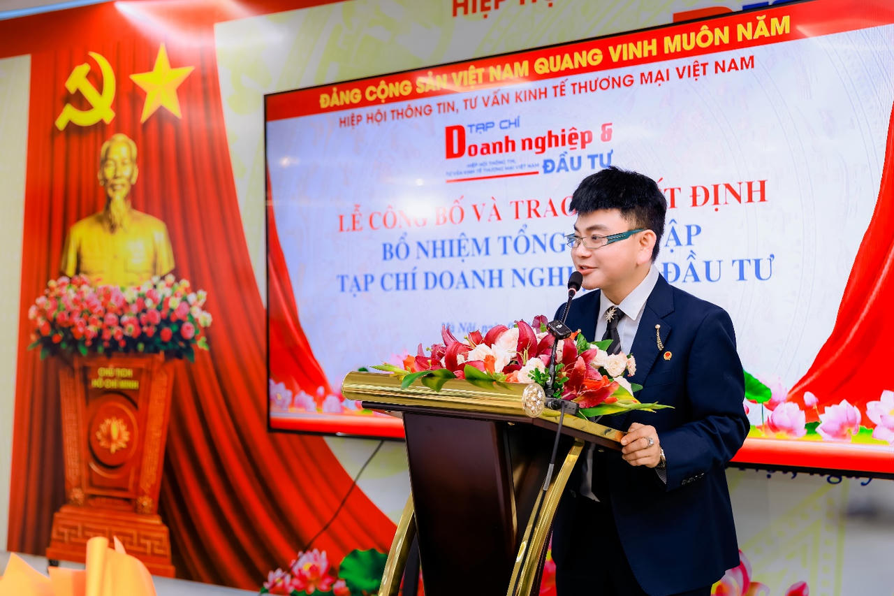 Phát biểu nhận nhiệm vụ, tân Tổng Biên tập Tạp chí Doanh nghiệp và Đầu tư Đào Bình trân trọng cảm ơn sự tin tưởng của các cơ quan quản lý, Hiệp hội và Hội Nhà báo Việt Nam; đồng thời khẳng định quyết tâm xây dựng Tạp chí Doanh nghiệp và Đầu tư phát triển chuyên nghiệp, hiện đại và bền vững.