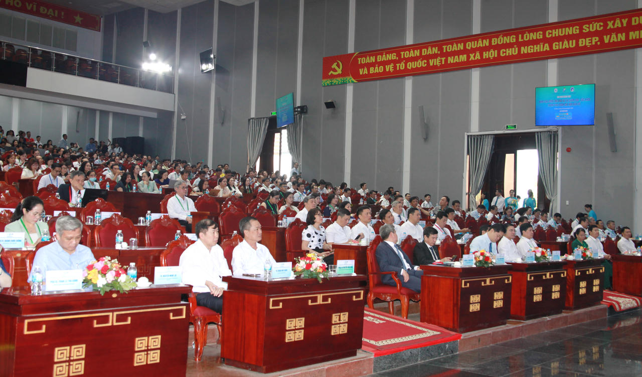 Cà Mau: Chung tay nâng cao chất lượng chăm sóc sức khỏe người cao tuổi