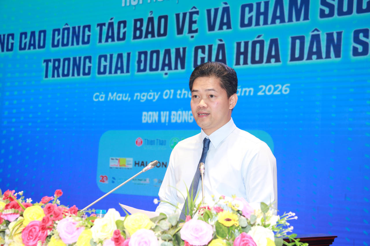Thứ trưởng Thường trực Bộ Y tế Vũ Mạnh Hà nhấn mạnh phát biểu chỉ đạo tại Hội nghị.
