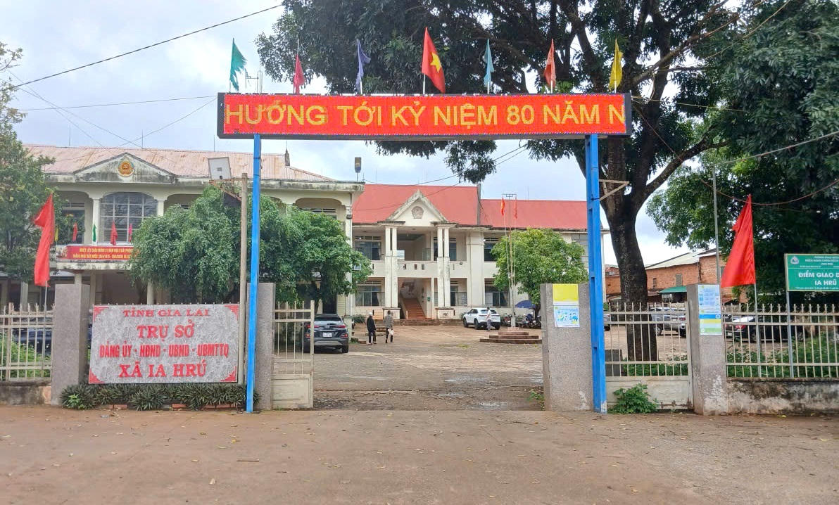 Trụ sở UBND xã Ia Hrú. (Ảnh: Đình Phùng)