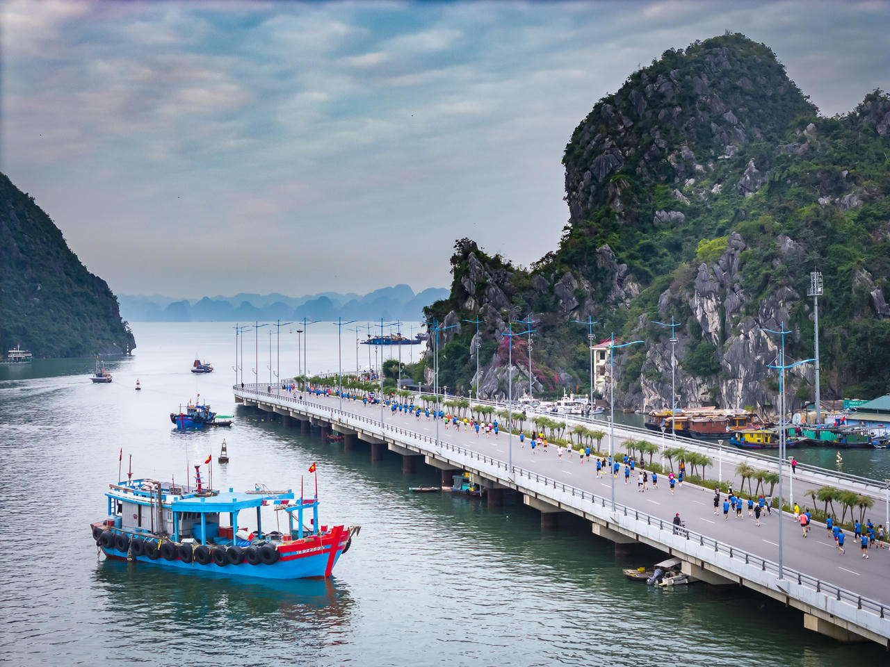 Khoảng 18.000 VĐV tham gia Giải Marathon Quốc tế Di sản Hạ Long 2026