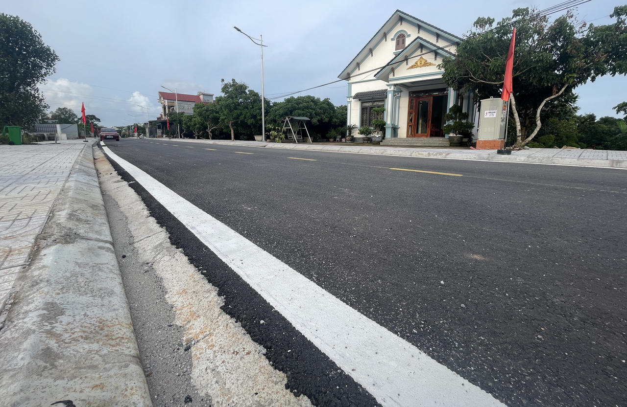 Hiến đất mở đường: Đồng thuận từ cơ sở để thực hiện chủ trương phát triển hạ tầng