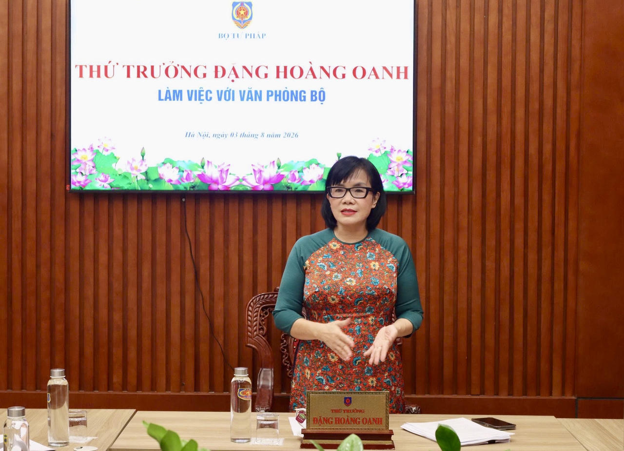 Thứ trưởng Đặng Hoàng Oanh cho ý kiến dự thảo Quy chế.