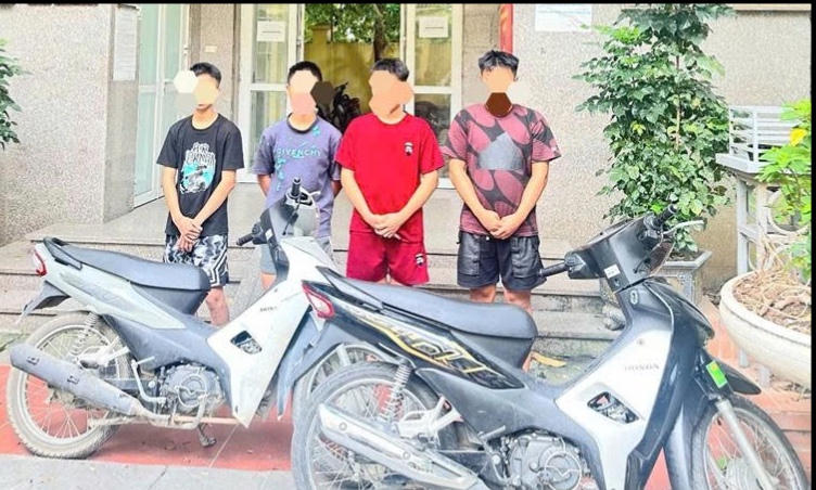 Nhóm thiếu niên rình rập, trộm cắp xe máy của người dân Hà Nội trong đêm