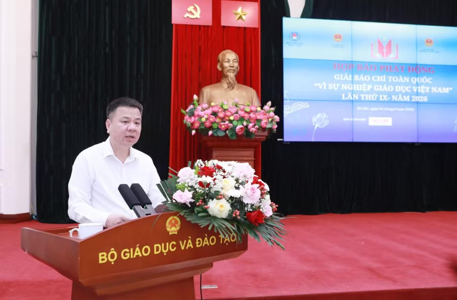 Ông Triệu Ngọc Lâm - Tổng Biên tập Báo Giáo dục và Thời đại, Phó Trưởng Ban Thường trực Ban Tổ chức phát biểu. (Ảnh: BTC)