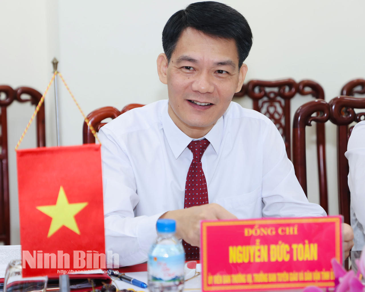 Ông Nguyễn Đức Toàn - Trưởng Ban Tuyên giáo và Dân vận Tỉnh ủy phát biểu tại buổi làm việc. (Ảnh:Trần Thoan - Đức Lam/ Báo Ninh Bình)