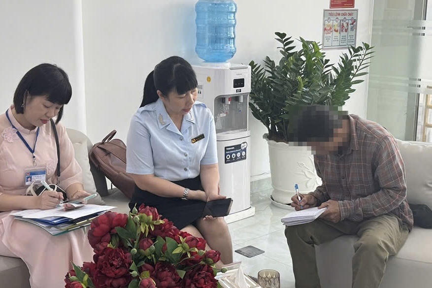 Vụ việc có dấu hiệu lừa đảo tại Thẩm mỹ viện quốc tế Lucy: Công an TP Đồng Nai tìm người liên quan Vụ việc có dấu hiệu lừa đảo tại Thẩm mỹ viện quốc tế Lucy: Công an TP Đồng Nai tìm người liên quan