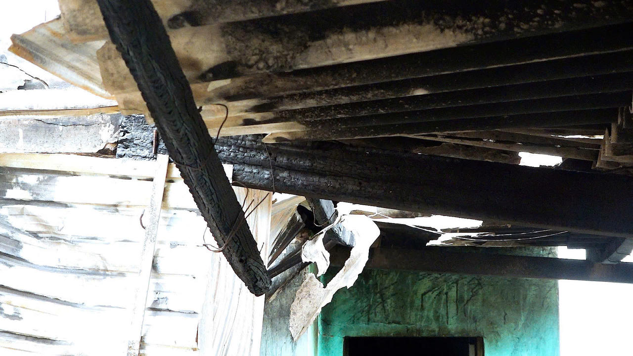 Hỏa hoạn rạng sáng thiêu rụi căn nhà vừa được sửa chữa của cụ bà cận nghèo ở Quảng Trị