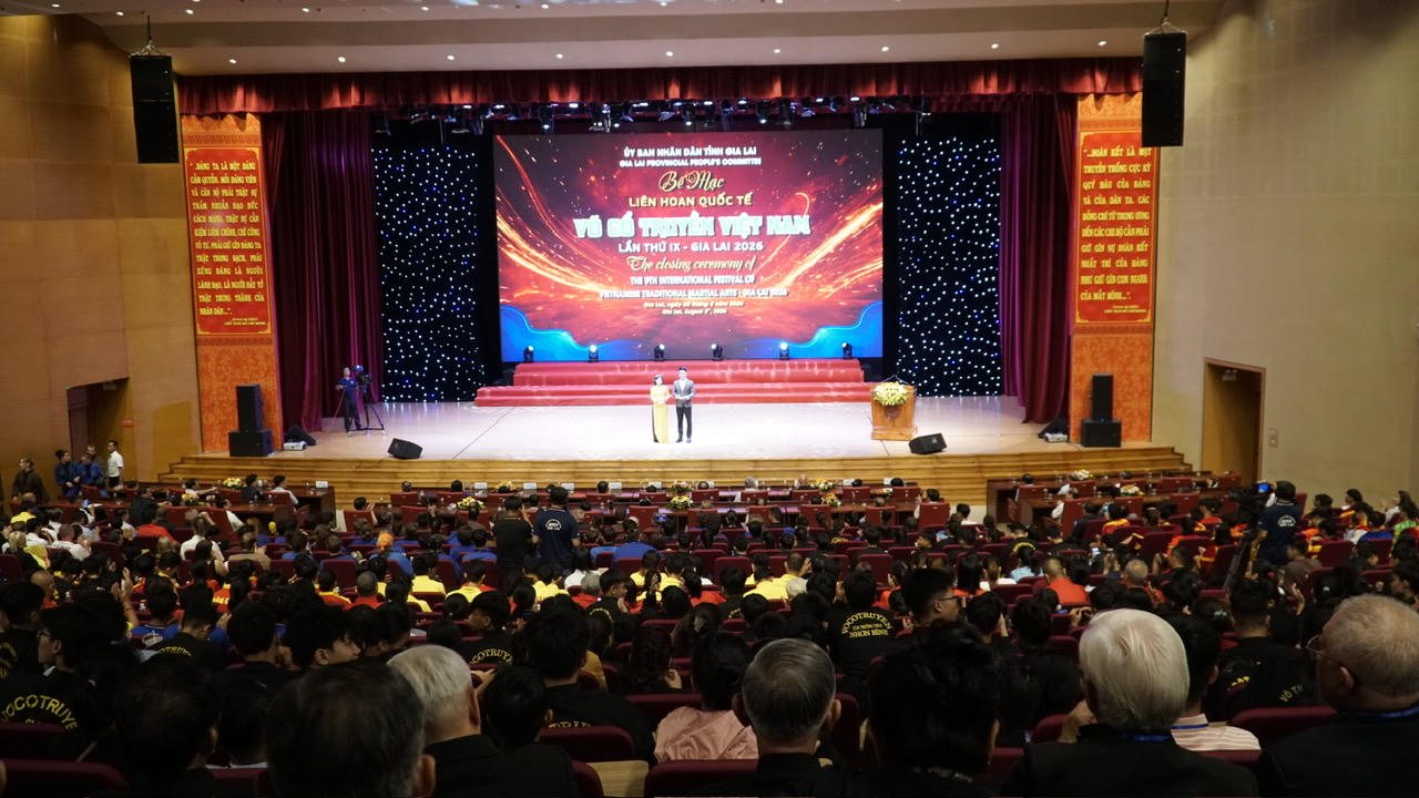 Quang cảnh Lễ bế mạc. (Ảnh: N.Châu)