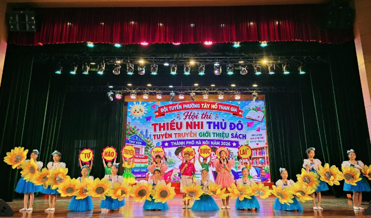 Những em thiếu nhi nuôi dưỡng tình yêu lịch sử, văn hóa (Ảnh: T.Hồ).