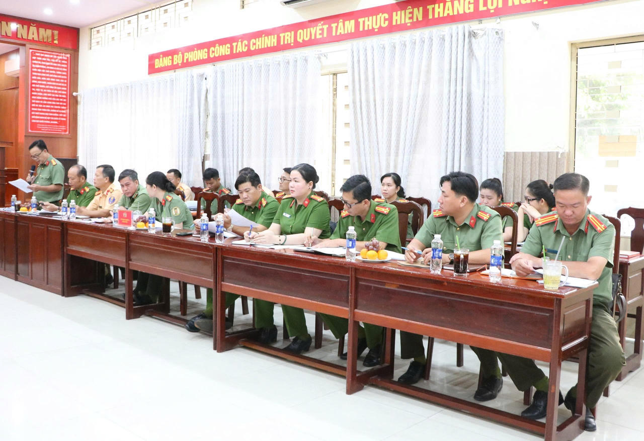 Ban Pháp chế HĐND tỉnh khảo sát công tác cải cách hành chính tại Công an tỉnh An Giang