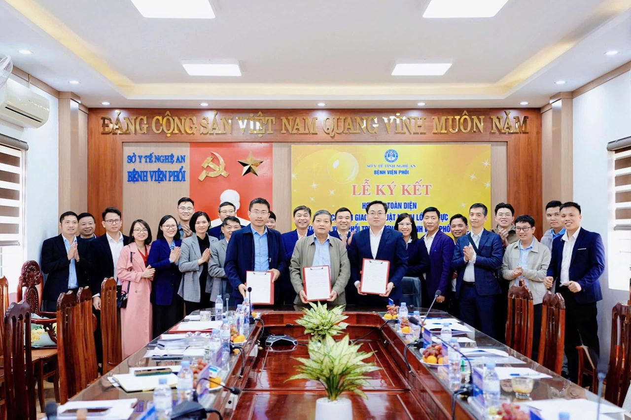 Bệnh viện Phổi Nghệ An trở thành bệnh viện vệ tinh về Ngoại khoa lồng ngực của Bệnh viện Phổi Trung ương Bệnh viện Phổi Nghệ An trở thành bệnh viện vệ tinh về Ngoại khoa lồng ngực của Bệnh viện Phổi Trung ương