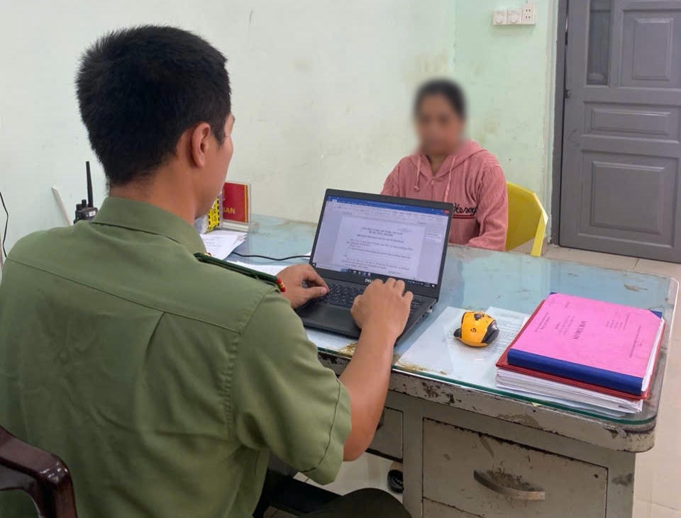 Công an TP HCM xác minh, xử lý vụ bảo mẫu bạo hành 2 trẻ ở trường mầm non 