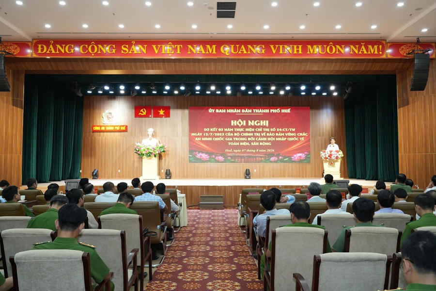 TP Huế gắn phát triển kinh tế với bảo đảm vững chắc an ninh quốc gia