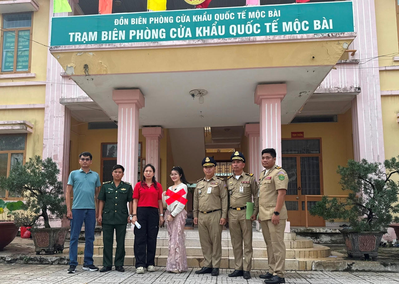 Bắt giữ nữ đối tượng trốn nã gần 4 năm ở nước ngoài