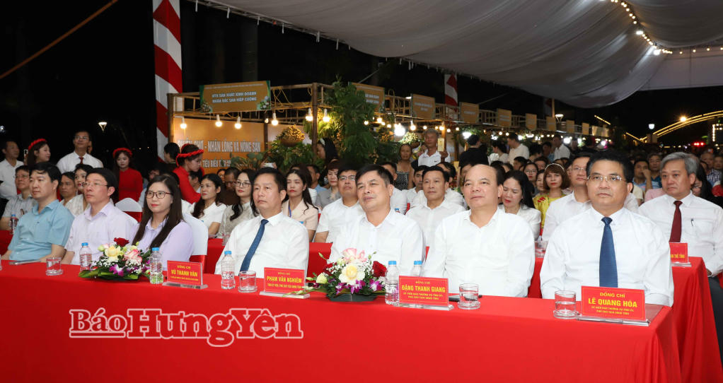 Hưng Yên khai mạc Lễ hội và xúc tiến thương mại nhãn lồng năm 2026