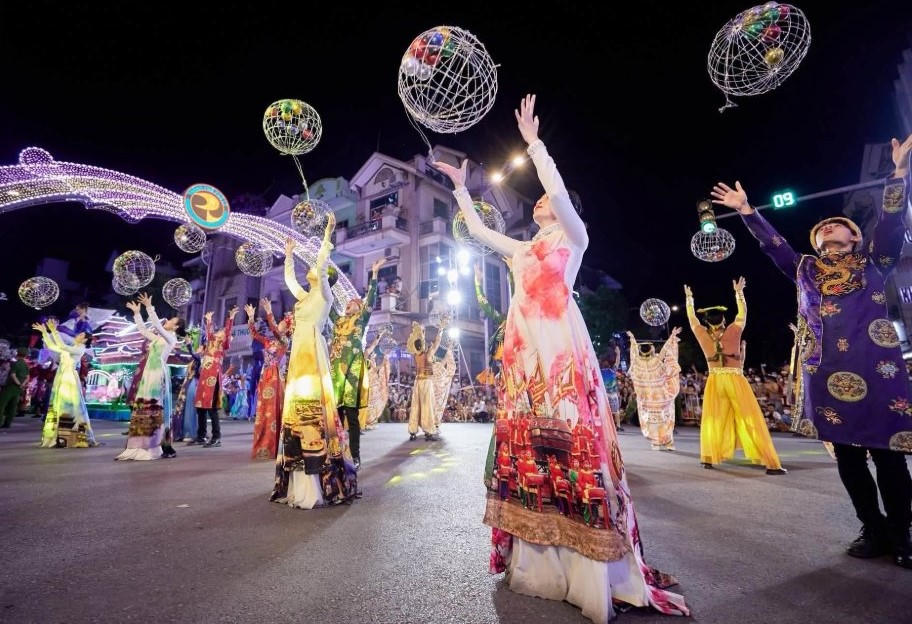 Nghệ An lần đầu tổ chức carnival đường phố
