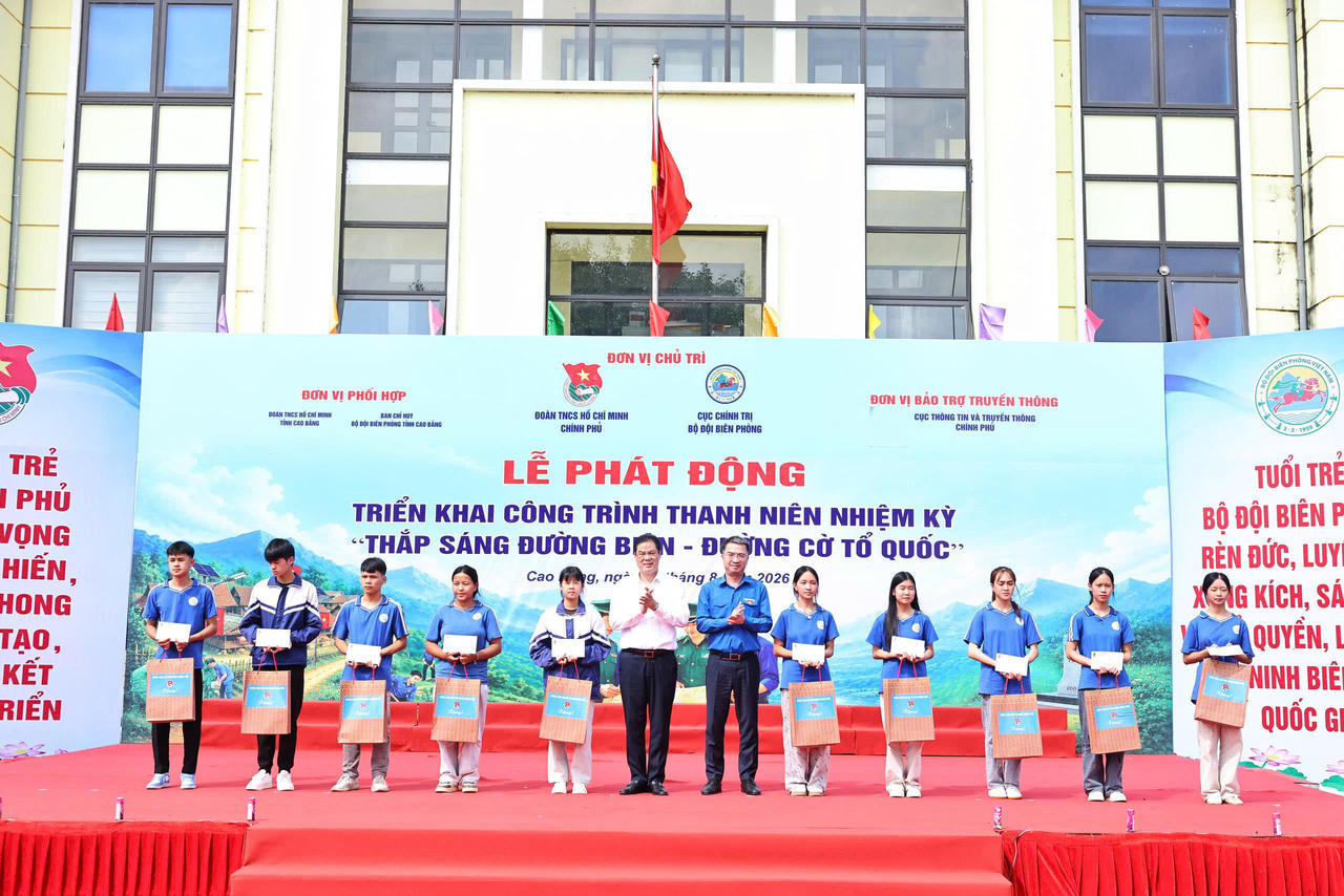 Đoàn Thanh niên Chính phủ phát động triển khai công trình thanh niên nhiệm kỳ “Thắp sáng đường biên – Đường cờ Tổ quốc”