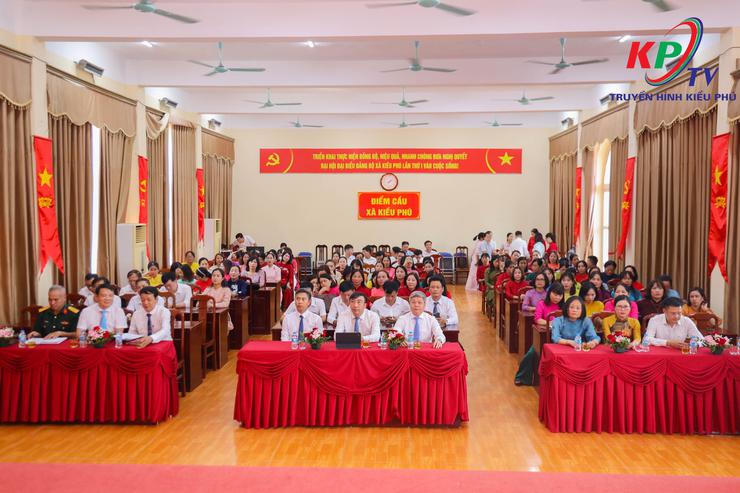 Kiều Phú tổ chức Hội nghị công bố quyết định thành lập các cơ sở giáo dục công lập sau sắp xếp - Ảnh 2.