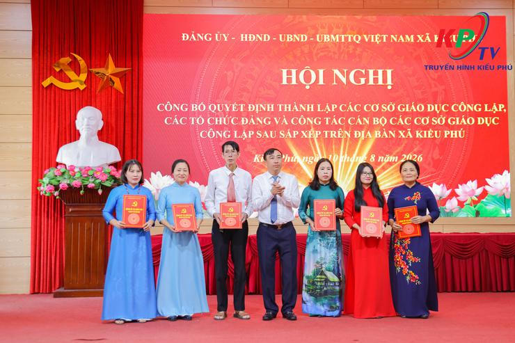 Kiều Phú tổ chức Hội nghị công bố quyết định thành lập các cơ sở giáo dục công lập sau sắp xếp - Ảnh 14.