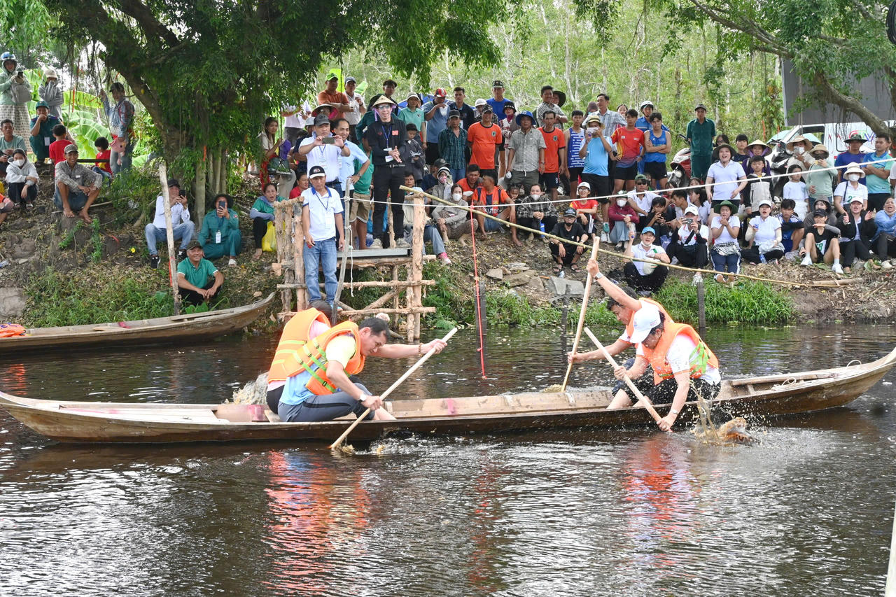 Đánh thức “kho báu” cực Nam, tạo tăng trưởng mới cho du lịch Cà Mau
