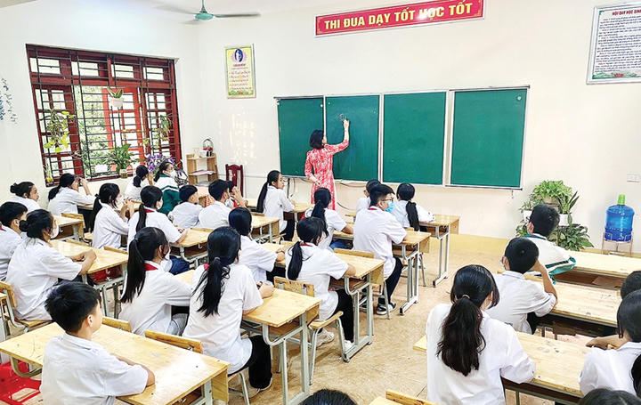 Giáo viên nghỉ thai sản trùng hè, nhà trường phải tính nghỉ bù thế nào?