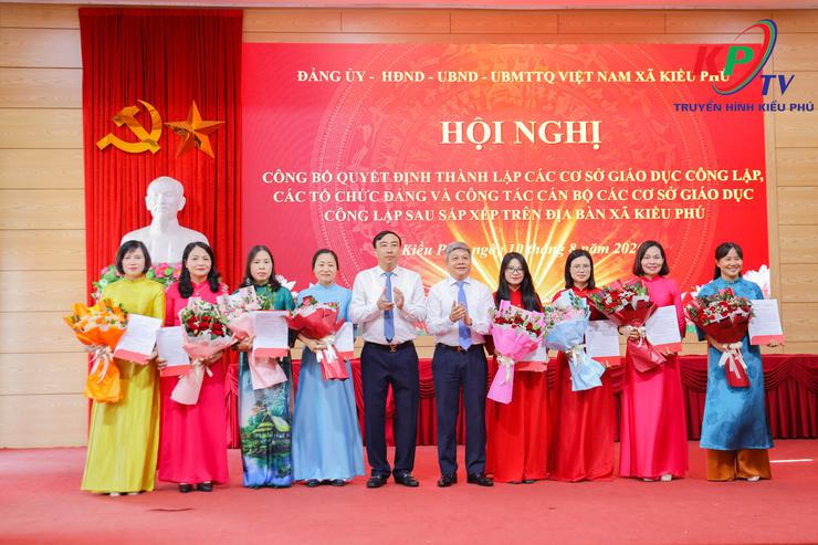 Kiều Phú tổ chức Hội nghị công bố quyết định thành lập các cơ sở giáo dục công lập sau sắp xếp - Ảnh 15.